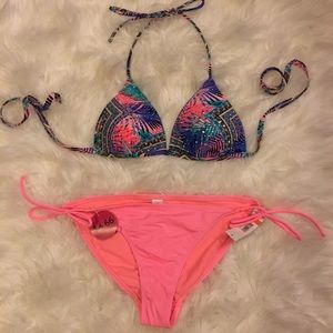 Pink Tropical Rhinestoned Bikini! 🌴